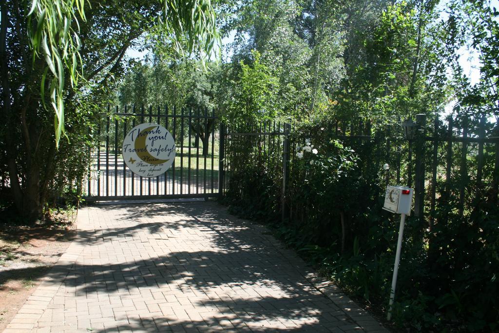 Indigo Moon Guesthouse Lichtenburg Luaran gambar