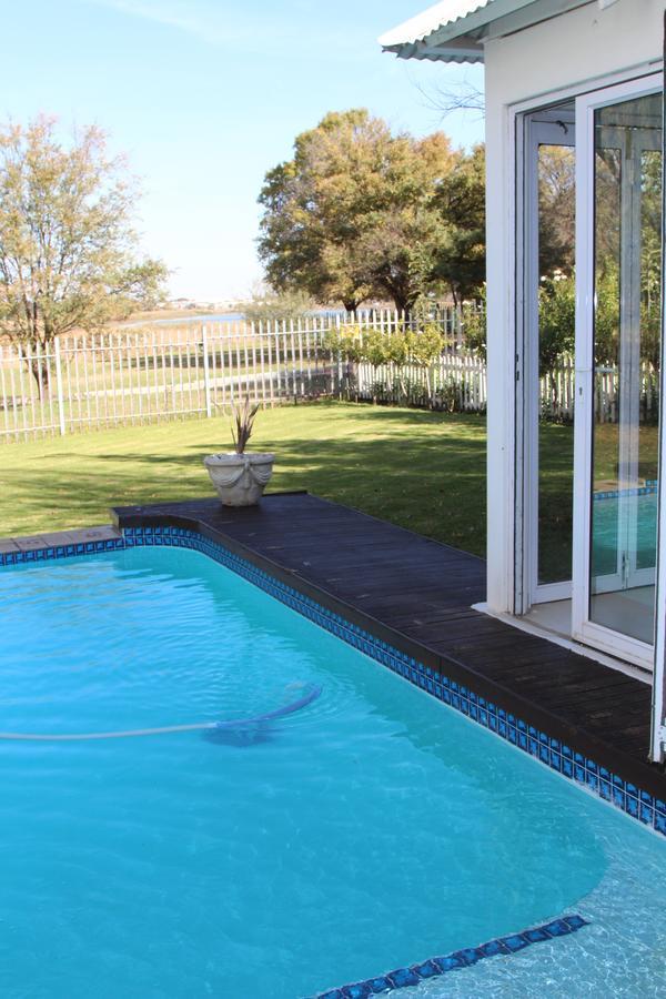 Indigo Moon Guesthouse Lichtenburg Luaran gambar
